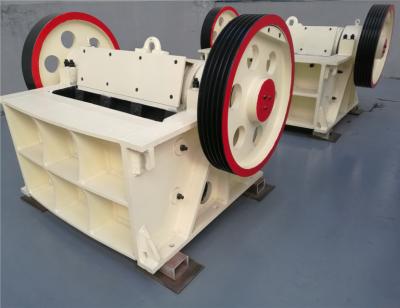 China PE 250X400 Less Dust  Jaw Crusher Machine For Iron Ore & Manganese Ore for sale