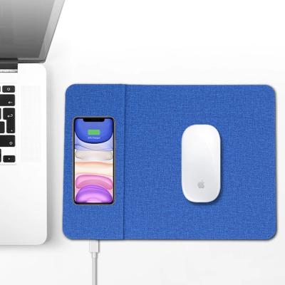 China Phone Charging Mouse Pad Smart Multifunctional Mobile Phone 2 in1 Wireless Charger for sale