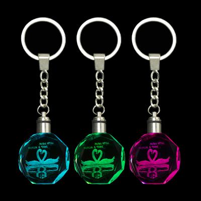 China Healing Custom Stones Souvenir Gift Decoration Christmas Day Game Prize Keychains Pattern Crystal Key Chain for sale