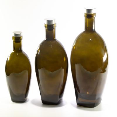 China Liquor 250ml 500ml 1000ml Olive Oil Bottle / Olive Oil And Vinegar Bottle for sale