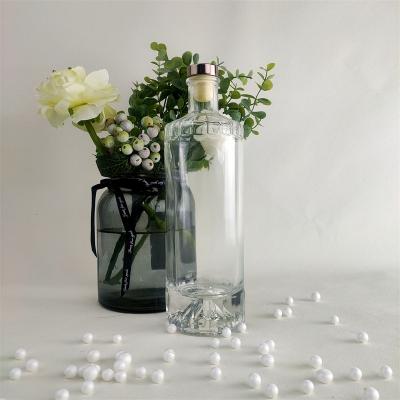 China Beverage manufacture 375ml liquor bottle 750ml rum glass bottle vodka custom mezcal glass bottle for sale
