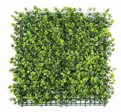 China Outdoor Decorative Artificial Green Auspicious Hedge Grass Grass Barrier 50*50cm Anti-UV Outdoor Boxwood for sale