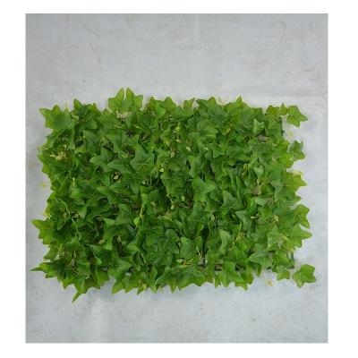 China 40*60CM High Simulation Decorative Artificial Sweet Potato Leaves Wall Fence, Artificial Green Leaves For Walls, Artificial Leaf Wall Panels for sale