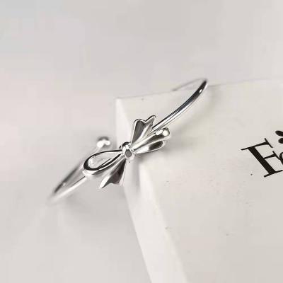 China 2022 Vintage Fashion Bow Sterling Silver Bangle 99.9% Pure Silver Bangle for sale