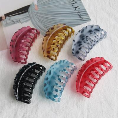 China 3.9 Inch Plastic Hair Claw Clamp Semicircle Women Girls Round Matte Shiny Plastic Wave Hair Claw For Thick Hair for sale