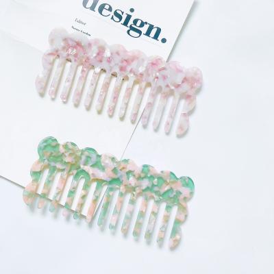 China Home Wholesale Custom Made Eco-Friendly Acetate Jade Marble Acrylic Resin Plastic Wave Edge Wave Laser Wide Tooth Comb Hair Comb Bulk for sale