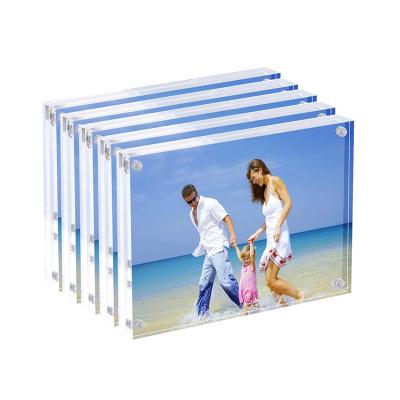 China Modern Pmma Acrylic Display Block Acrylic Magnetic Picture Frame Perspex Picture Frame for sale