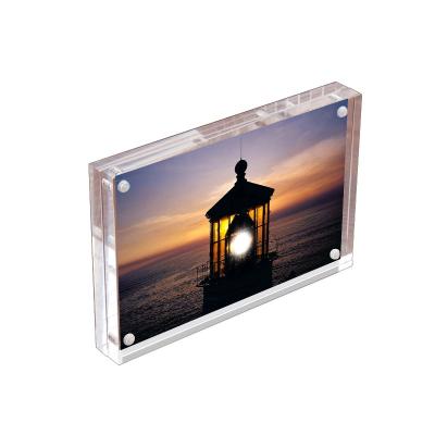 China Decorative Photo Frame Perspex Transparent High Lucite Picture Frames Magnetic Acrylic Photo Booth Frame for sale