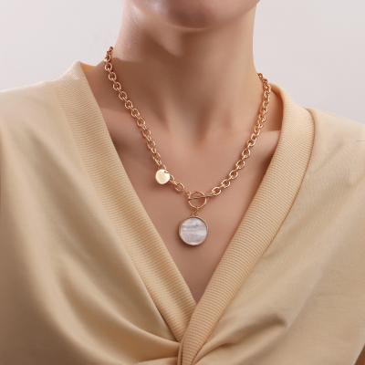 China Vintage SY Fashion Women's Single Layer Alloy Gold Plated Thick Punk White Pearl Fritillary Chain Pendant Necklace for sale