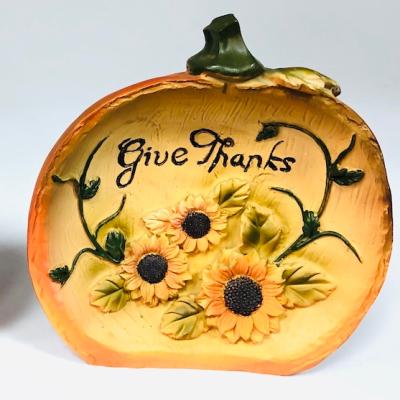 China Thanksgiving Decoration Table Top Thanks Giving Day pumpkins decor. with harvest scene inside for sale