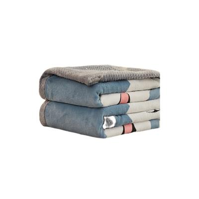 China Door\living room\bedroom\toilet high quality factory price high quality flannel blanket wholesale printed fleece blankets for sale