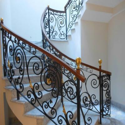 China Traditional House Wrought Iron Step Railing Balcony Iron Stair Railing for sale