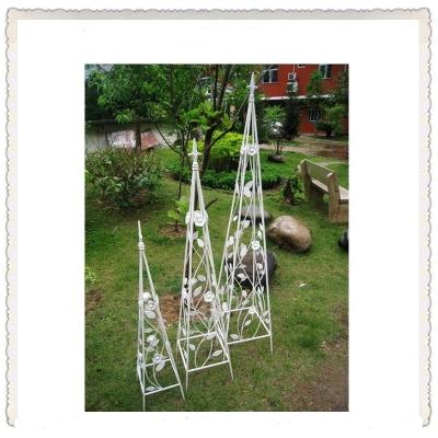 China ECO-FRIENDLY Wrought Iron Obelisk Lattice Maker for sale