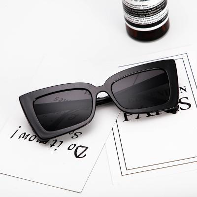 China 2021 Fashion Cat Eye Wholesale Custom Plastic Lentes De Sol Retro Trendy Women Men Vintage Shading Sun Glass Sunglasses for sale