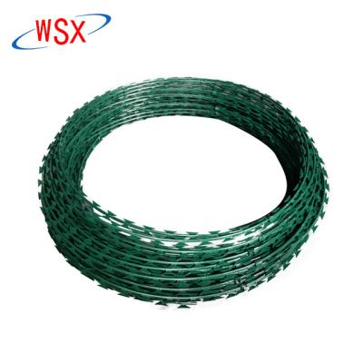 China Canned Guard Razor Wire BTO-22 Barbed Guard Razor Wire Fence BTO-22 PVC Green Color Blade Barbed Fence for sale