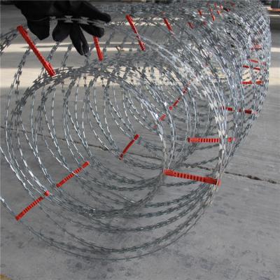 China Jail Wall Senegal Market Razor Wire 700mm/Military Razor Blade Wire Cost/Price Double Razor Barbed Wire for sale