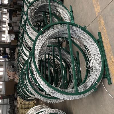 China Price Sharp And Stable Military Movable Security Barriers Concertina Razor Wire Razor Wire Mesh for sale