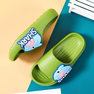 China Fashion Design Summer Beach Custom Logo Eco Friendly Plastic PVC Kids Boys Girls Children Shark Slides Slippers for sale