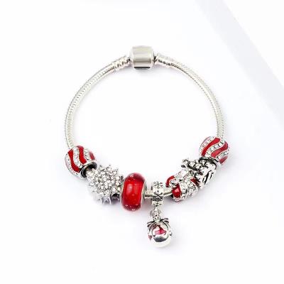 China Environmentally friendly 2022 new lead-free snow Christmas red bracelet beaded lady gift accessories wholesale bracelet for sale