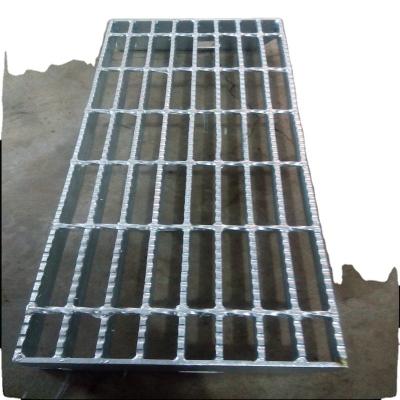 China Industrial Metal Serrated Surface Steel Stair Tread From Grating for sale