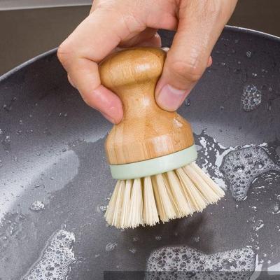 China Viable Japanese-style pure solid wood round main brush creative flexible pot brush pot kitchen cleaning brush for sale