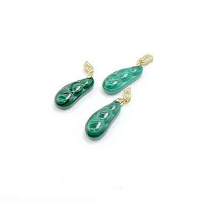 China Wholesale Men's Accessory Natural Malachite Party Gift Women's Accessories AAA Gemstone Loose Beads Lug Shape Pendant For Jewelry Making for sale