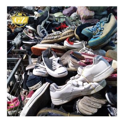 China Polyester / Cotton Popular Used Clothing Guangzhou , Materials From Developed Cities 45 Kg To 100 Kg Used Shoes Germany for sale