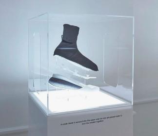 China Accesorios comerciales de la exhibición del zapato de la venta al por menor del soporte de exhibición de la tienda con la luz del LED en venta