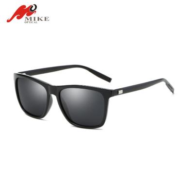 China Fashion Sunglasses New Arrival Ready Goods Retail Polarized Sunglasses , Male Sunglasses for sale