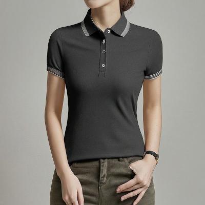 China Geflechtete kurze Ärmel Damen-Polo-Shirts einfach gefärbt Anti-Falten OEM ODM zu verkaufen