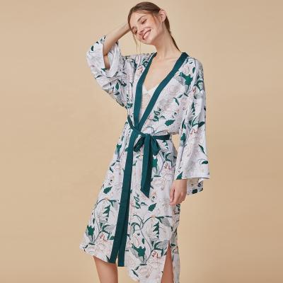 China Wholesale Floral Print Kimono QUICK DRY Flower Robe Women Robes Bulk Girls Nightgown Bath Sleep Wear Loungewear for sale