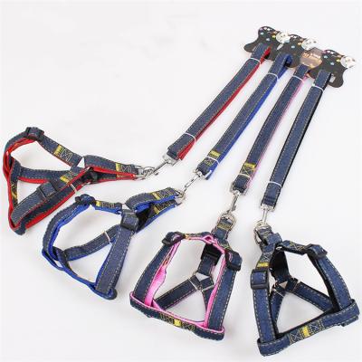 China New Viable Wholesale Denim Small and Medium Dog Adjustable Metal Hook Leash for sale