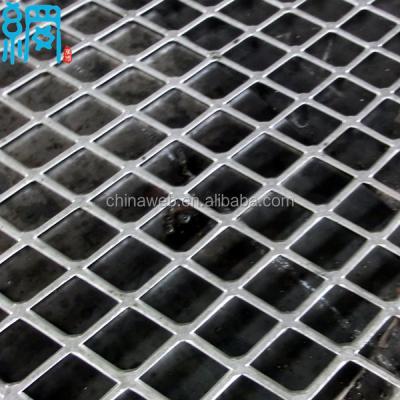 China Expanded Series Standard Flattened Diamond Mesh Expanded Metal for sale