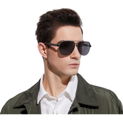 China High Quallity New Product Designed Mental Hollow Frame with Gradient Black Lenses Business Eyeglasses with Free Packing Driving Outdoor Men Po for sale