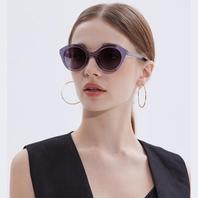 China Fashion Sunglasses 2024 New Designed Retro Purple Gradient Round Cat Eye Frame Sun glasses Tac Lenses  for Travel Party Shopping Women Sunglasses for sale