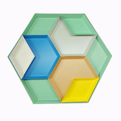 China Modern Colorful Iron Stocked Tray Geometric Creative Tray Polygon Tray With Good Price for sale