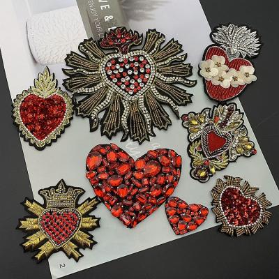 China Cheap price fashion embriodery patch for clothes high quality peach heart rhinestone beaded big love fabric stickers embroidery beaded jewelry DIY accessories for sale