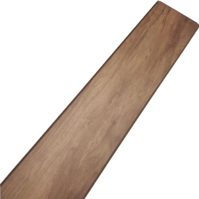 China 8mm factory price good quality laminate 8mm oak laminate wood embossed flooring for sale