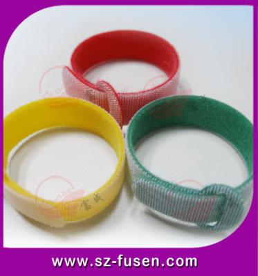 China OEM Cold Resistance Nylon Back To Back Velcro Tape 10mm - 150mm For Toy for sale