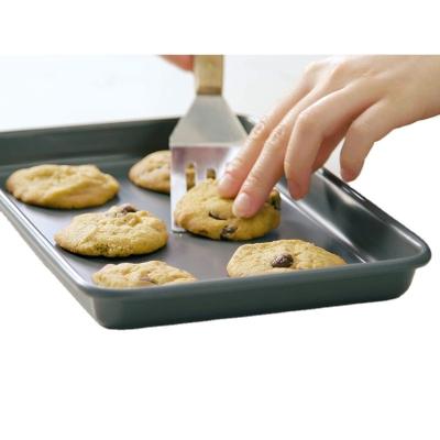 China Polka Dot Baking Tray Bakeware Sets Sustainable Ceramic Carbon Steel for sale