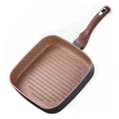 China Non Sustainable Factory Forged Square Grill Pan Aluminum Stick Liner With Wood Paint Handle for sale