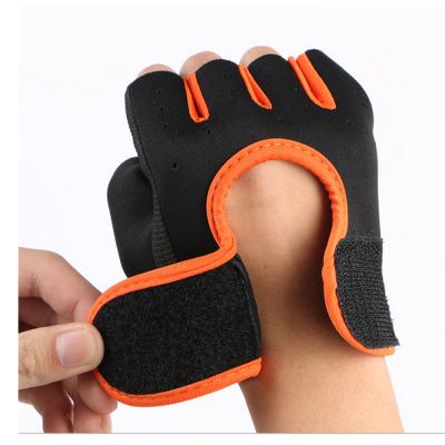 China Unisex Adjustable Custom Gym Weightlifting Gloves Leather Trim Weightlifting Gloves Gym Training Gloves for sale