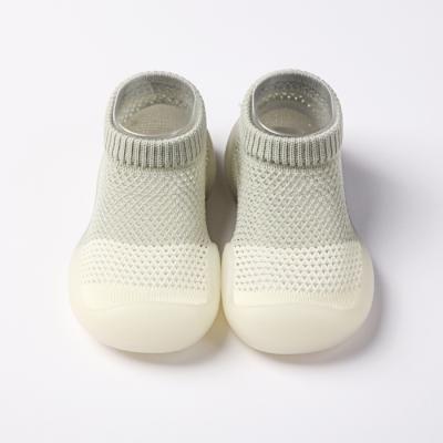 China New Indoor Home Casual Shoes Toddler Baby Sock Patterns Soft Spring Shoes Cartoon Pattern Round Head Soft Rubber QUICK DRY for sale