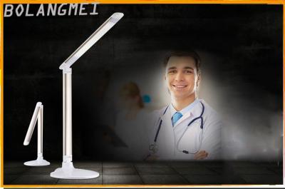 China 10W Foldable USB LED Desk Light / Metal Led Table Lamp Low Power Consumption for sale