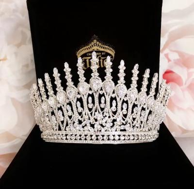 China Girl Hair Accessories Bride Hair Accessories Tiaras And Bridal Jewelry Crystal Big White Crown Crown Hair Accessories for sale