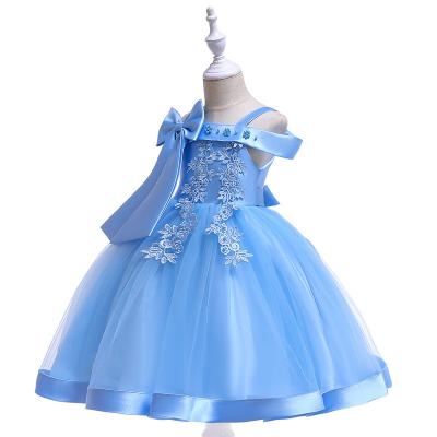 China New Breathable Off The Shoulder Strap Dress Girl's Bow Stud Bridesmaid Dress Princess Skirt for sale