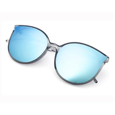 China Fashion sunglasses 2021 high quality custom made sunglasses fashion wholesale china shades for sale