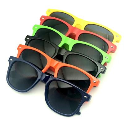 China Wholesale fashion sunglasses 400 hot sale cat.3 sunglasses cheap china promotion custom made sunglasses for sale