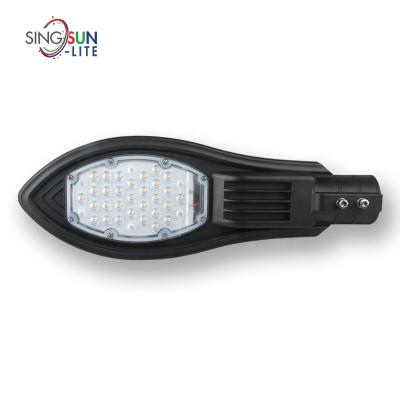 China NEW ROAD 100lm/w led street light outdoor 50W street led lamp with 3 years warranty for sale