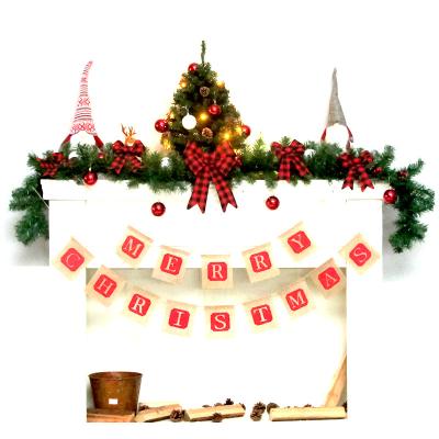 China Christmas Festival Tending Products Supplies Christmas Fireplace Set For Holiday Decoration Wreath With Craft Gift for sale